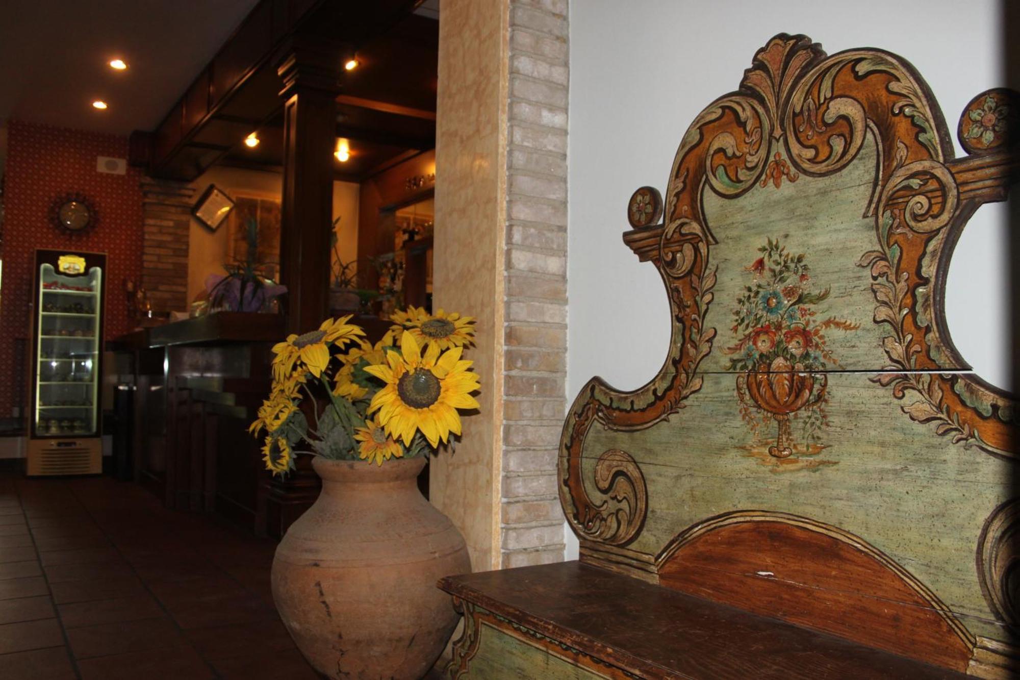 Hotel Girasole Civitanova Marche Exterior foto